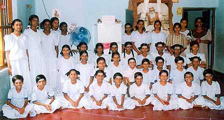 Children of Yogaswami Hindu Girls' Home, Sittandi
