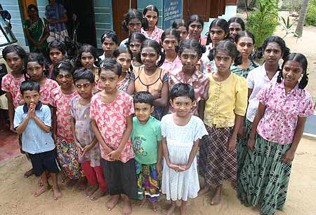 Children of Yogaswami Hindu Girls' Home